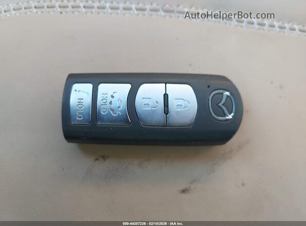 JM1NDAD74G0108929 2016 MAZDA MX-5 MIATA Черный Вид панели приборов