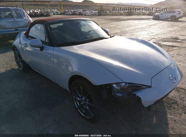JM1NDAD74J0203501 2018 MAZDA MX-5 MIATA Белый Передняя правая четверть