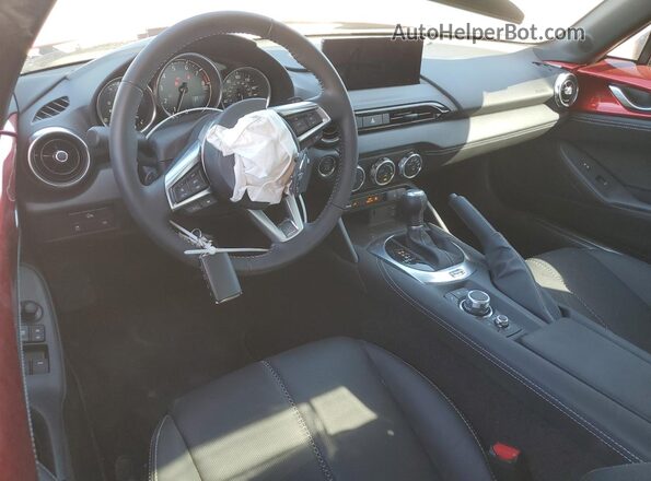 JM1NDAM70R0609707 2024 MAZDA MX-5 Красный Вид панели приборов