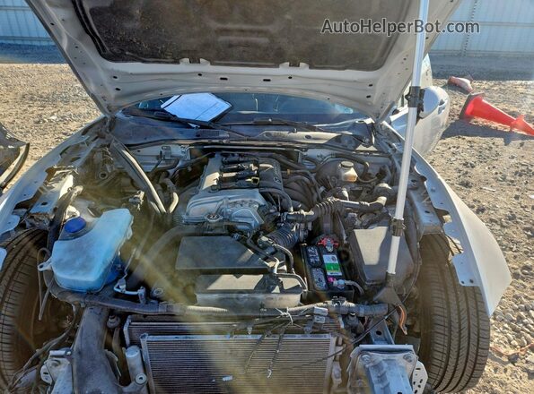 JM1NDAM71J0200717 2018 MAZDA MX-5 Серебряный Вид задней части салона
