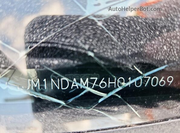 JM1NDAM76H0107069 2017 MAZDA MX-5 Синий Вид подкапотного пространства