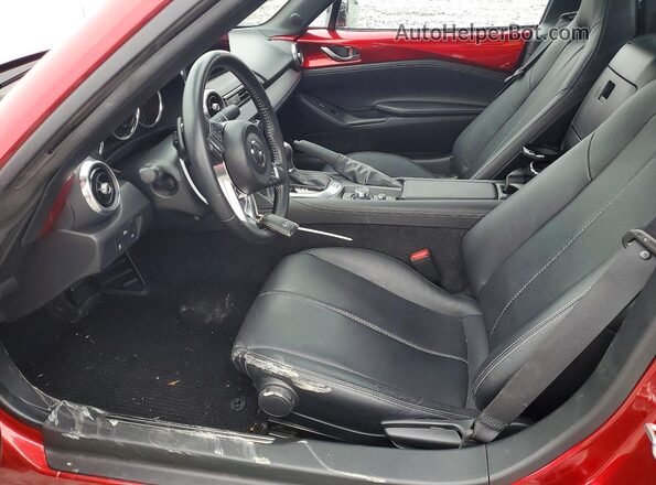JM1NDAM78R0608854 2024 MAZDA MX-5 Красный Вид салона спереди