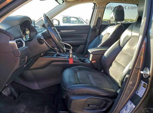 JM3KFACM9J0353485 2018 MAZDA CX-5 Серый Вид салона спереди