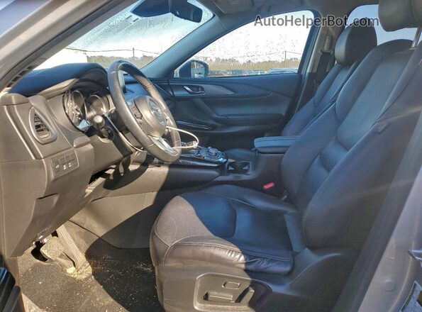 JM3TCBCY2K0328225 2019 MAZDA CX-9 Silver Front interior view
