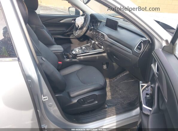 JM3TCBCY3P0659466 2023 MAZDA CX-9 Silver Widok wnętrza z przodu