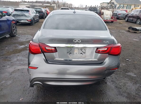 JN1BY1AP2GM220362 2016 INFINITI Q70 Серый Вид спереди