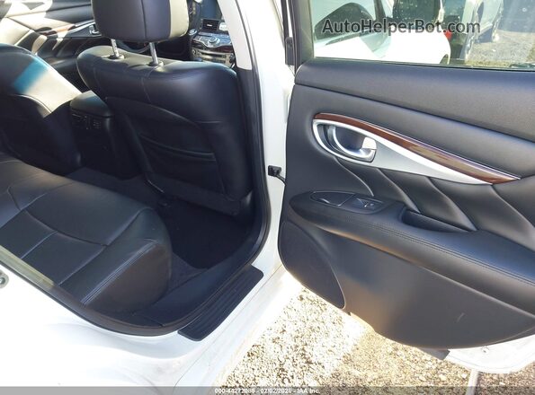 JN1BY1AP6JM180696 2018 INFINITI Q70 Белый Вид наклейки с VIN-кодом