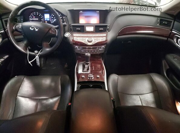 JN1BY1AR5HM770514 2017 INFINITI Q70 Черный Вид панели приборов