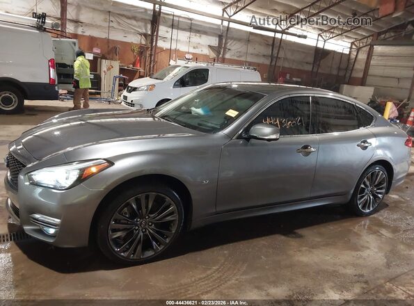 JN1BY1AR8JM220603 2018 INFINITI Q70 Серый Панорамный вид салона 360°