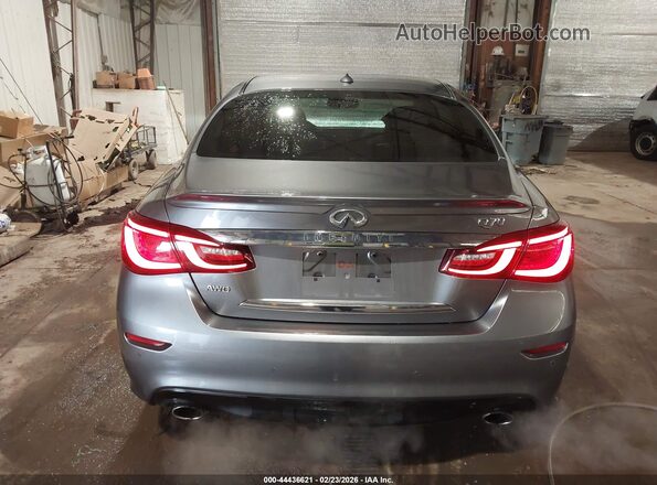 JN1BY1AR8JM220603 2018 INFINITI Q70 Серый 