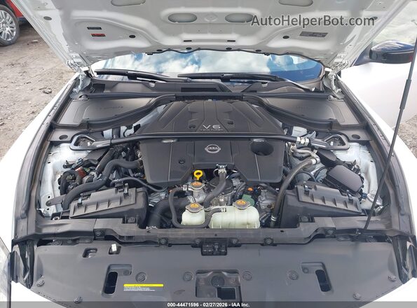 JN1BZ4AH9RM367675 2024 NISSAN Z White Widok z tyłu
