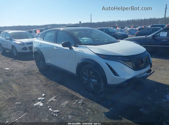JN1DF0BB8PM705214 2023 NISSAN OTHER White Առջևի աջ