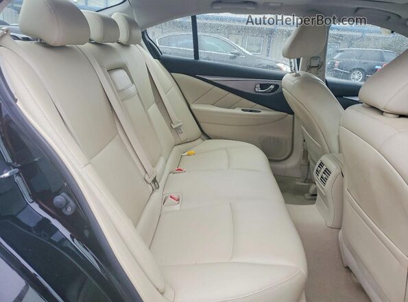JN1EV7AP1GM300275 2016 INFINITI Q50 Черный Вид задних сидений