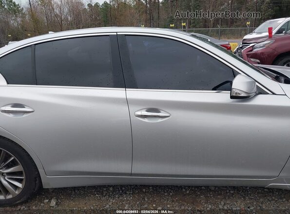 JN1EV7AP1KM518595 2019 INFINITI Q50 Серебряный Вид задней части салона