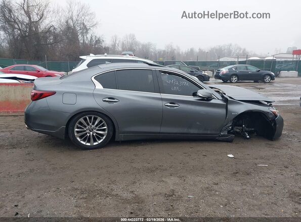 JN1EV7AP6KM516437 2019 INFINITI Q50 Серый Вид задней части салона