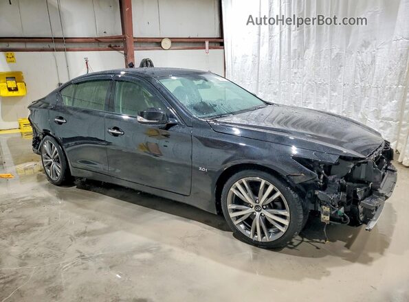 JN1EV7AR4JM444556 2018 INFINITI Q50 Черный Передняя правая четверть