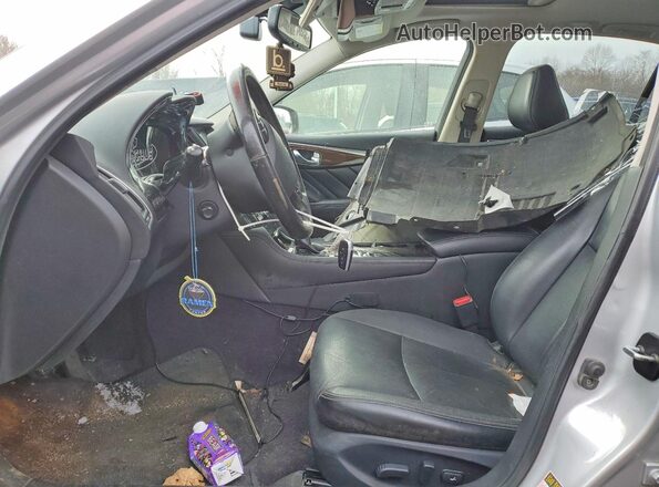 JN1EV7AR9HM836491 2017 INFINITI Q50 Silver Widok wnętrza z przodu