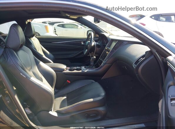 JN1EV7EL8HM553232 2017 INFINITI Q60 Черный Вид салона спереди