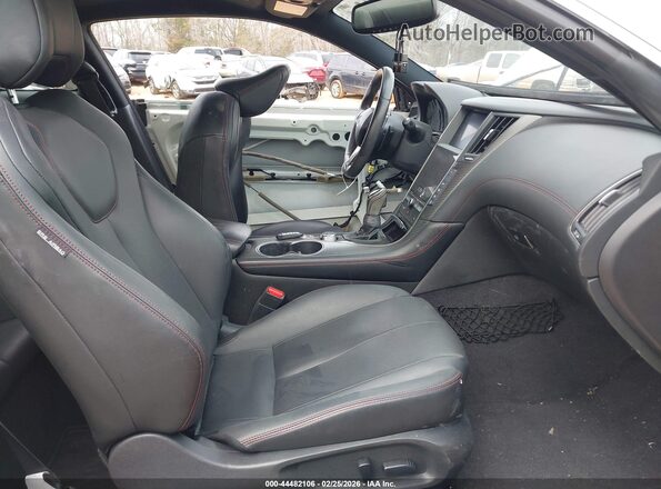 JN1FV7LL5NM680135 2022 INFINITI Q60 White Widok wnętrza z przodu