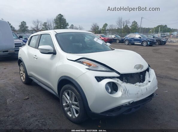 JN8AF5MR5HT705982 2017 NISSAN JUKE Белый Вид задней части салона