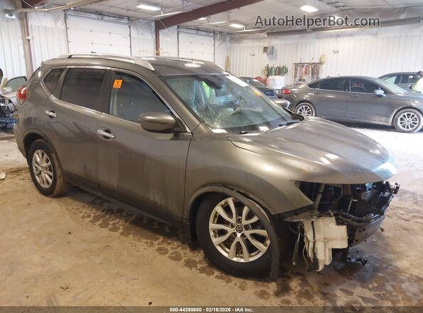 JN8AT2MV2LW115329 2020 NISSAN ROGUE Gray Delantero derecho