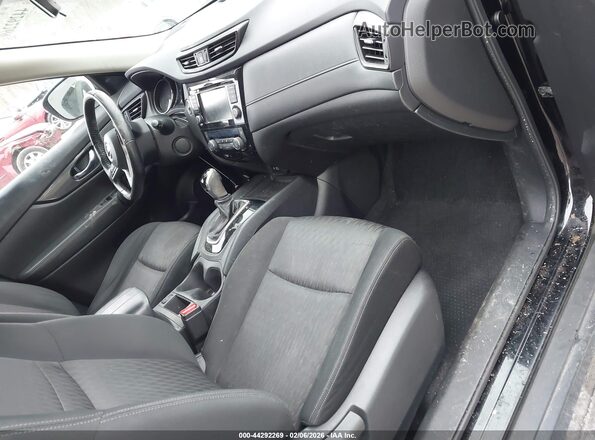 JN8AT2MV4LW134075 2020 NISSAN ROGUE Black Вид салону спереду