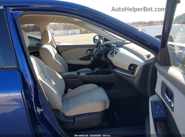 JN8AT3BA7MW008283 2021 NISSAN ROGUE Blue Widok wnętrza z przodu