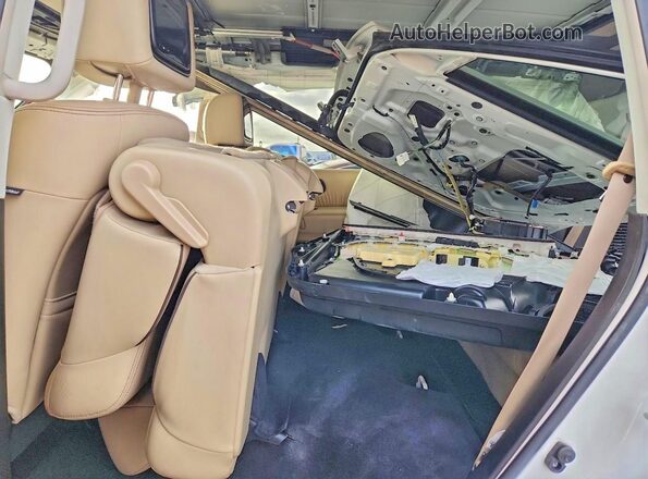 JN8AY2CC0M9145334 2021 NISSAN ARMADA Белый Вид задней части салона