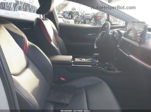 JTDACACU5S3041726 2025 TOYOTA PRIUS PLUG-IN HYBRID Белый Вид салона спереди