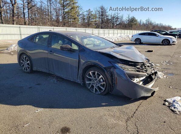 JTDACACU8R3037809 2024 TOYOTA PRIUS Серый Передняя правая четверть