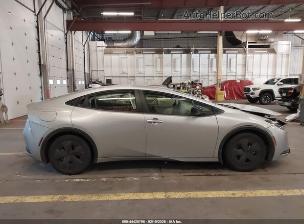 JTDACACU9S3049800 2025 TOYOTA PRIUS PLUG-IN HYBRID Серебряный Вид задней части салона
