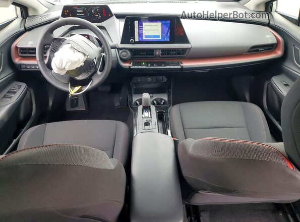 JTDACACUXR3031722 2024 TOYOTA PRIUS Silver Առջևի վահանակի տեսք