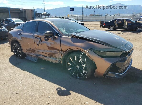 JTDAFAAF2P3002093 2023 TOYOTA CROWN Коричневый Передняя правая четверть