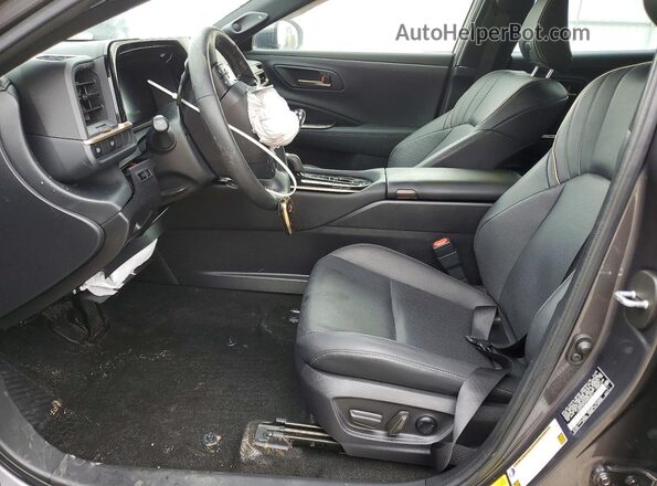 JTDAFAAF2R3006017 2024 TOYOTA CROWN Серый Вид салона спереди