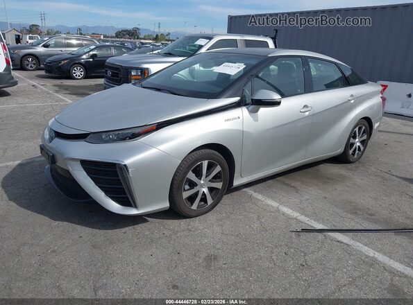 JTDBVRBD3HA003298 2017 TOYOTA MIRAI Silver Vista tres cuartos delantera izquierda