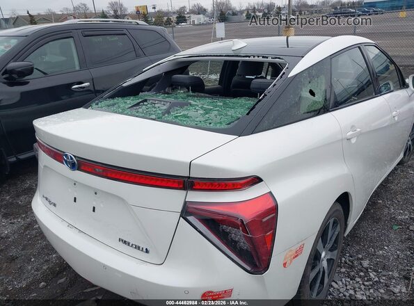 JTDBVRBD3HA003592 2017 TOYOTA MIRAI  Вид спереди