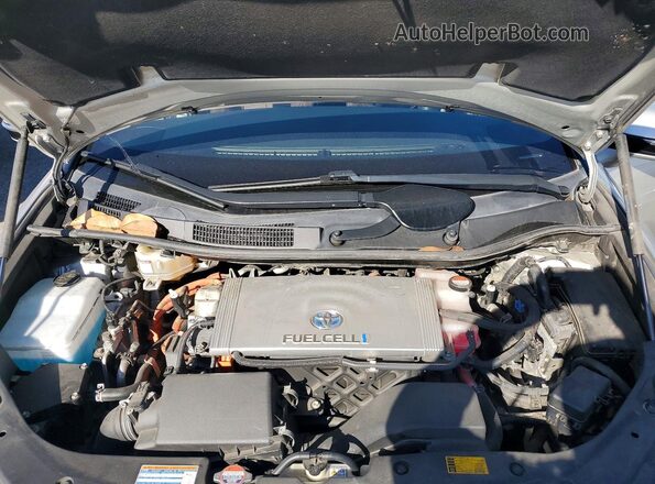 JTDBVRBD6KA005943 2019 TOYOTA MIRAI Silver Vista interior trasera