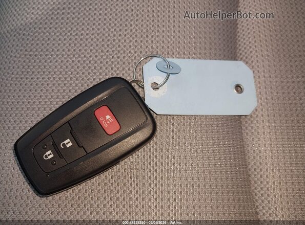 JTDKAMFU6M3147869 2021 TOYOTA PRIUS Красный Вид панели приборов