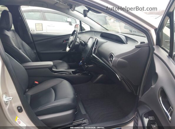 JTDKARFP0H3001772 2017 TOYOTA PRIUS PRIME Silver Սալոնի դիմացի տեսք
