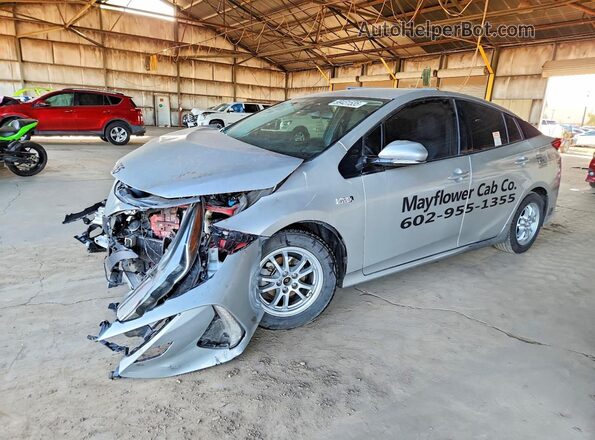 JTDKARFP8K3112349 2019 TOYOTA PRIUS Серебряный Передняя левая четверть