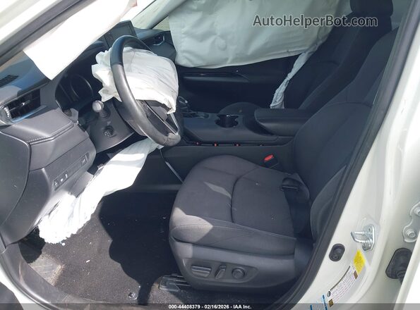 JTEAAAAH4MJ078952 2021 TOYOTA LE Белый Вид салона спереди