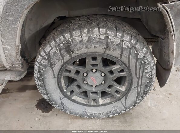 JTEBU5JR2K5655110 2019 TOYOTA 4RUNNER Черный Вид щитка приборов