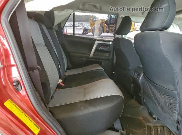 JTEBU5JR4G5370691 2016 TOYOTA 4RUNNER Красный Вид задней части салона