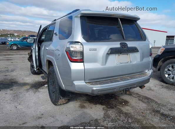 JTEBU5JR4K5656971 2019 TOYOTA 4RUNNER Серебряный Задняя левая четверть