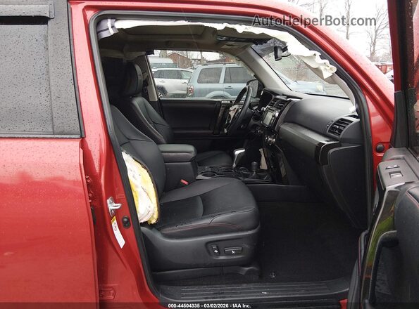 JTEBU5JR5K5626488 2019 TOYOTA 4RUNNER Red Front interior view
