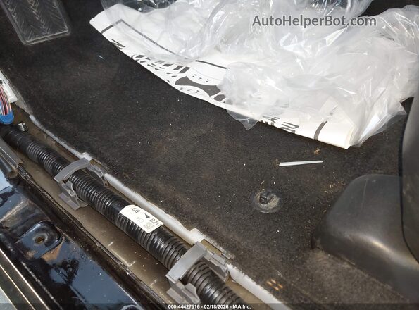 JTEMU5JR9R6282032 2024 TOYOTA 4RUNNER Черный Вид спереди