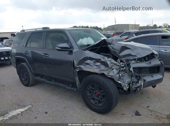 JTENU5JR0P6170673 2023 TOYOTA 4RUNNER Серый Передняя правая четверть
