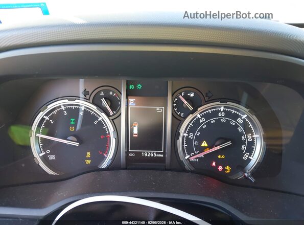 JTERU5JR2P6138258 2023 TOYOTA 4RUNNER Gray Вид задніх сидінь