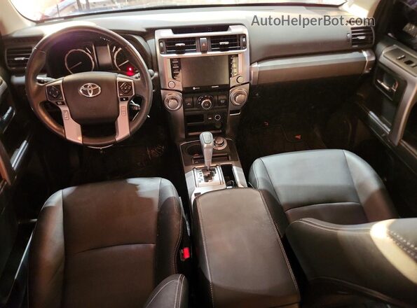 JTESU5JR9N6034073 2022 TOYOTA 4RUNNER Красный Вид панели приборов