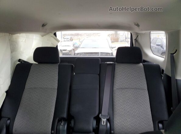 JTEZU5JR5G5110105 2016 TOYOTA 4RUNNER White Widok tylnych siedzeń